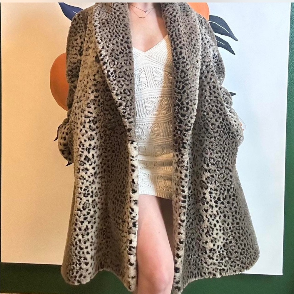 Faux Fur Leopard Print Coat - Women's Taupe Animal Print Jacket
